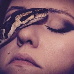 Meet your Posher, Tina